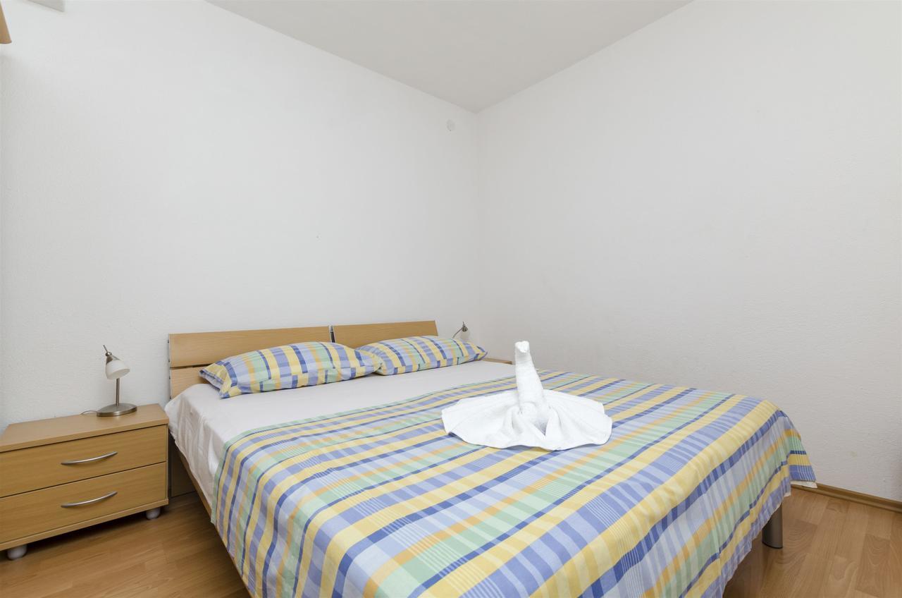 Apartment Anic Bol Esterno foto